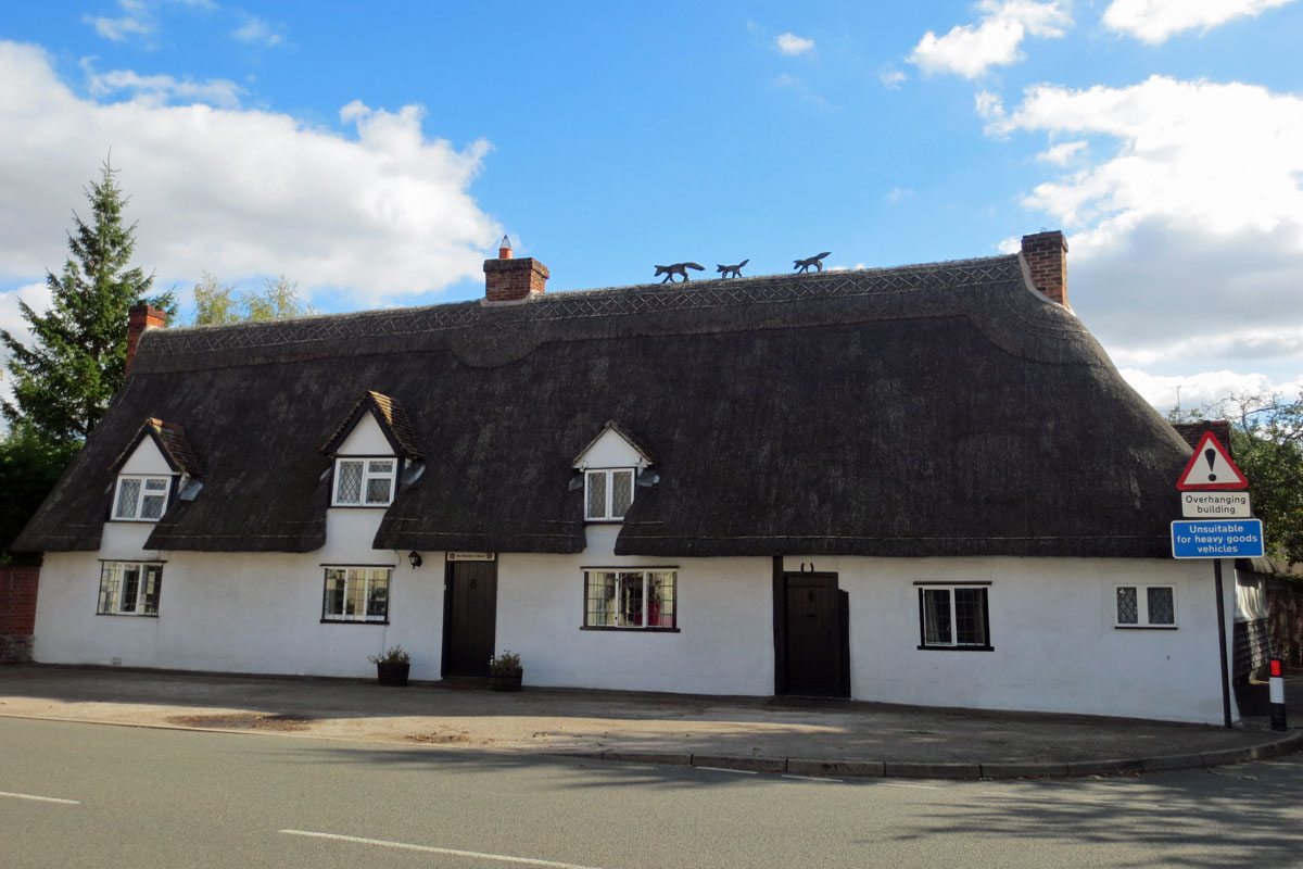 thatched cottage with foxes stoke by clare