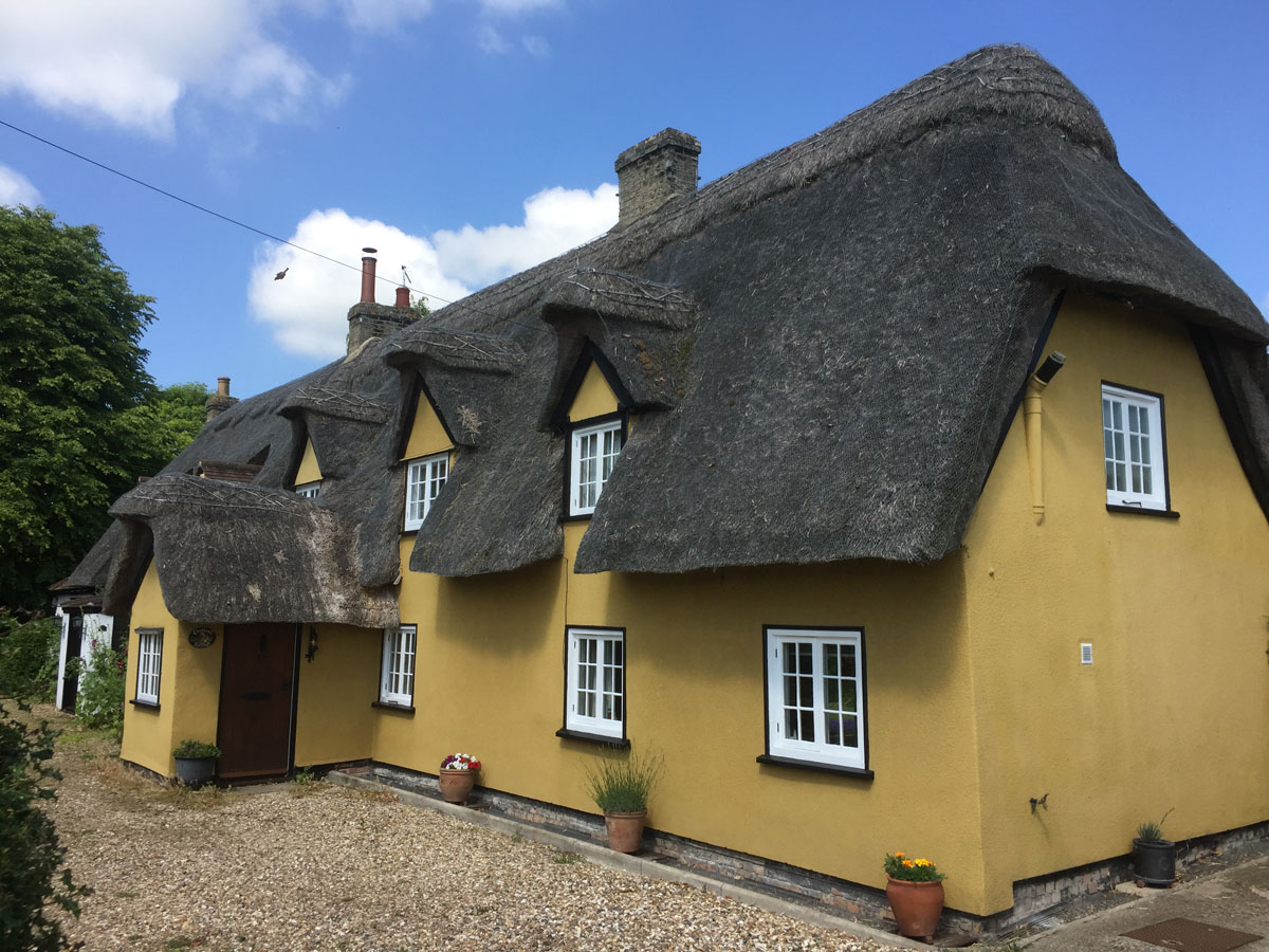 Cambridgeshire thatched cottage